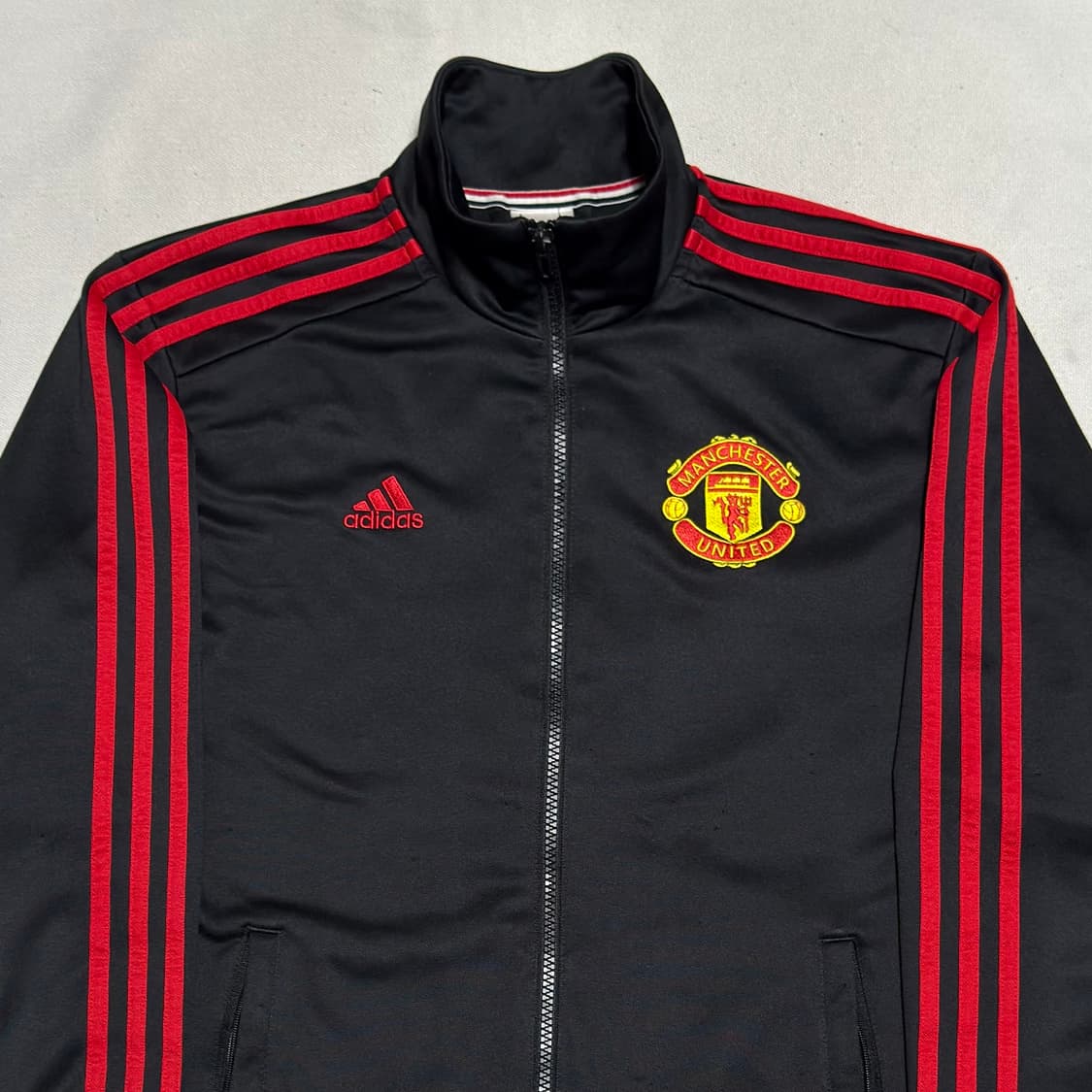 95 아디다스 맨체스터유나이티드 레드라인 블랙 트랙탑 상품이미지1
