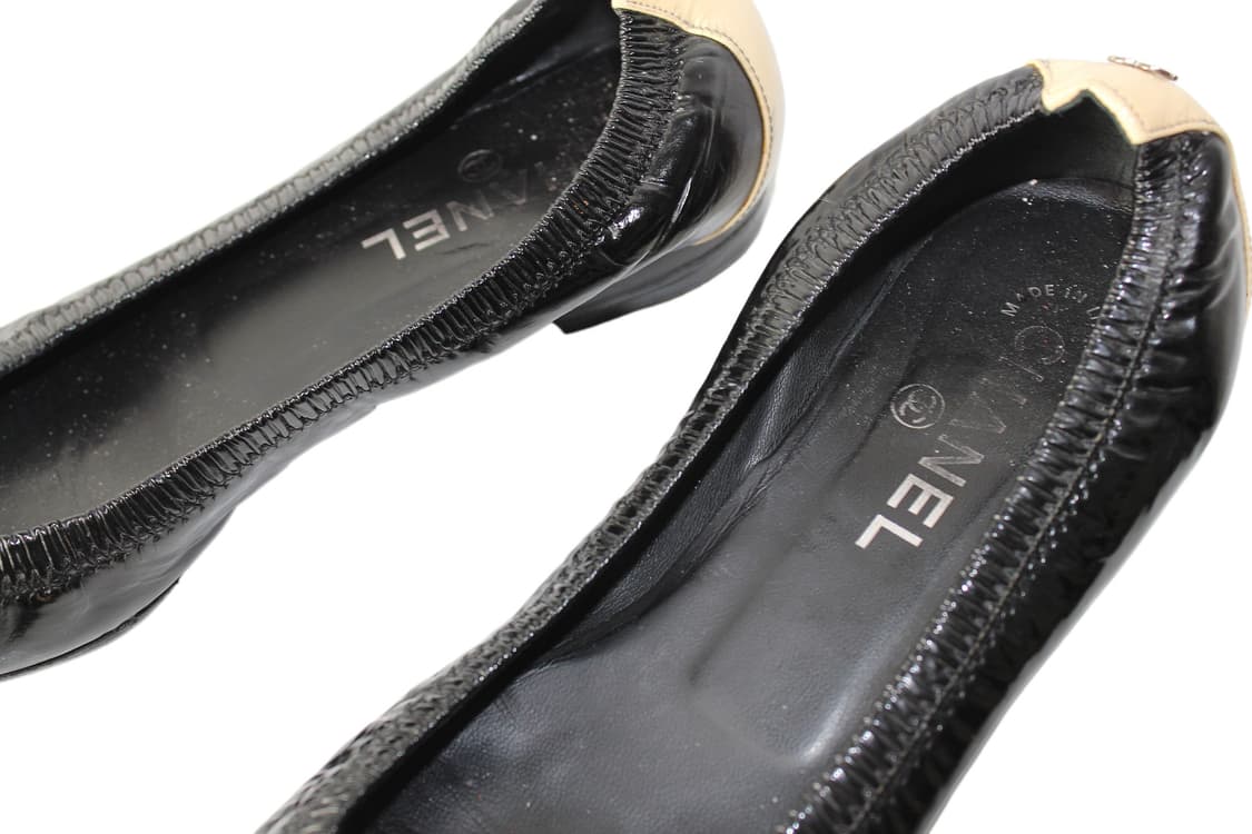 2000s CHANEL 샤넬 투톤 페이던트 레더 플랫슈즈 상품이미지2