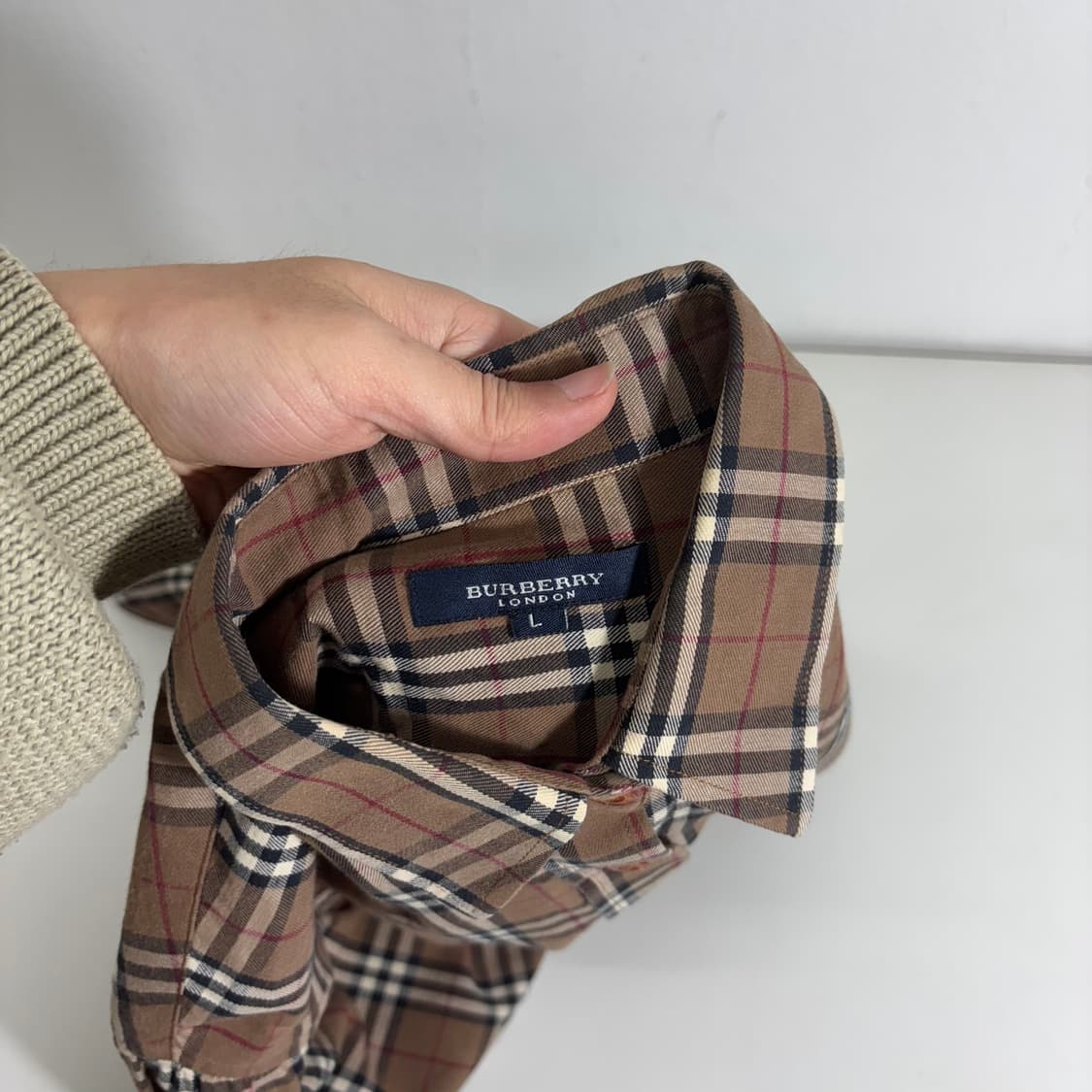 우먼L 버버리런던 기본로고 코튼 체크셔츠 남방 상품이미지5
