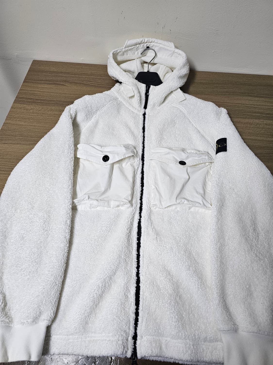 스톤아일랜드 코튼 파일 후드 집업 상품이미지1