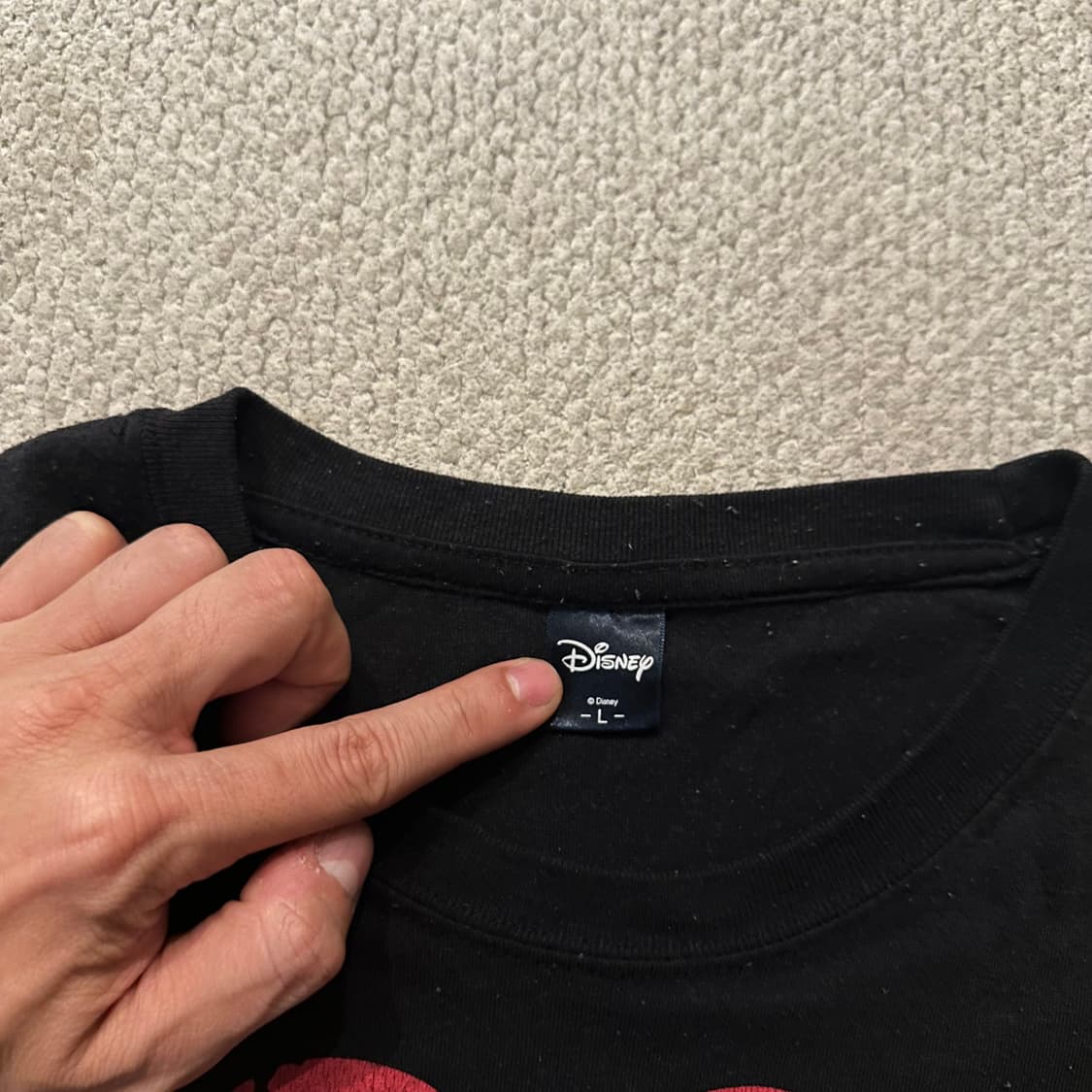 미키마우스 ‘ROCK OUT!’ 티셔츠 상품이미지4