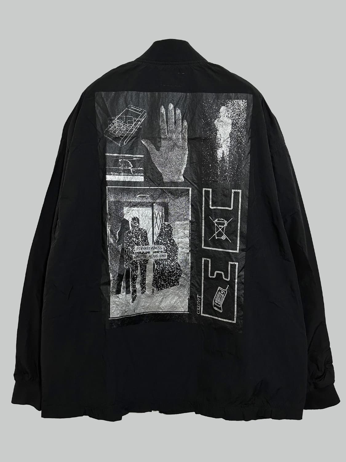 카브엠트 나일론 그랙픽 집업 자켓 상품이미지2