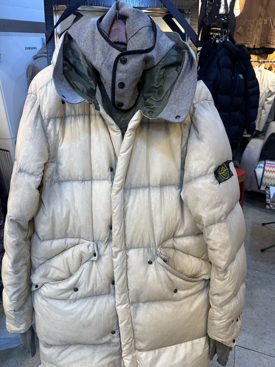 스톤아일랜드 화이트 패딩 상품이미지2