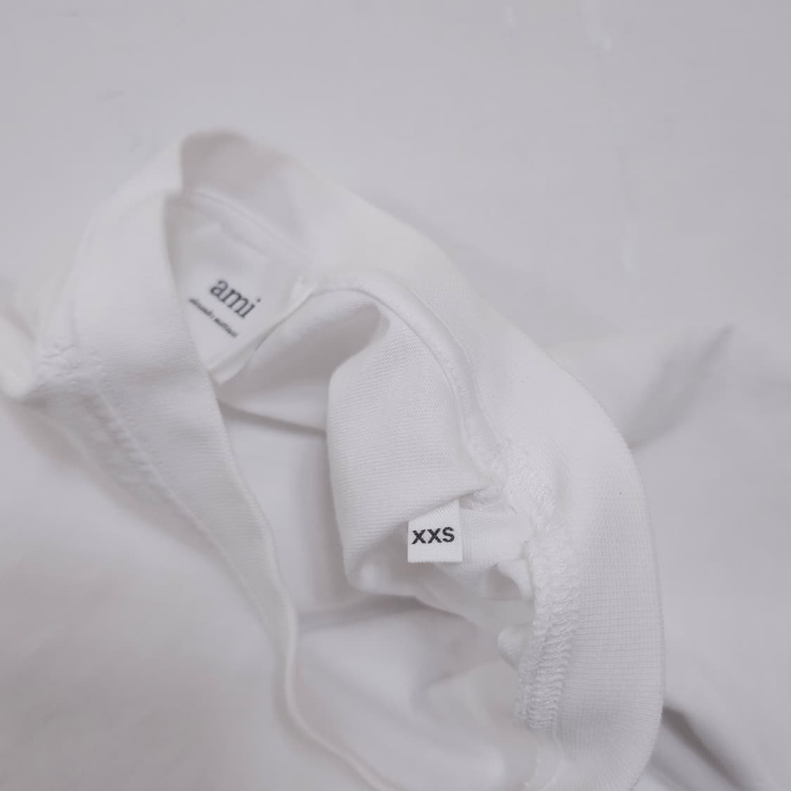 아미 스몰로고 반팔티 상품이미지3