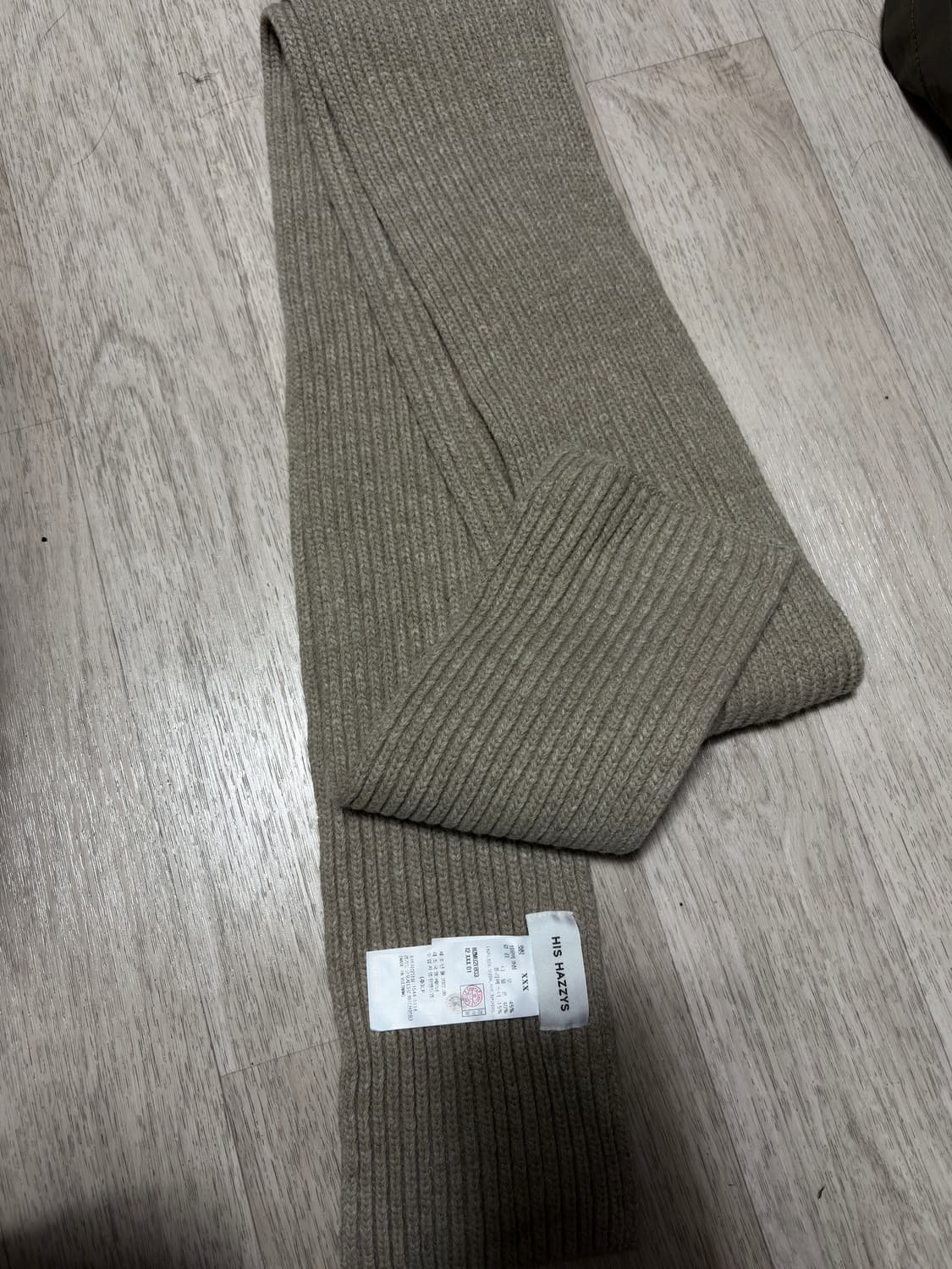 his 헤지스 머플러 베이지 상품이미지1