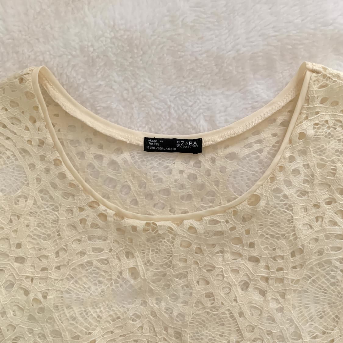 자라 ZARA 아일렛 레이스 클라우드 커팅 슬리브리스 상품이미지5