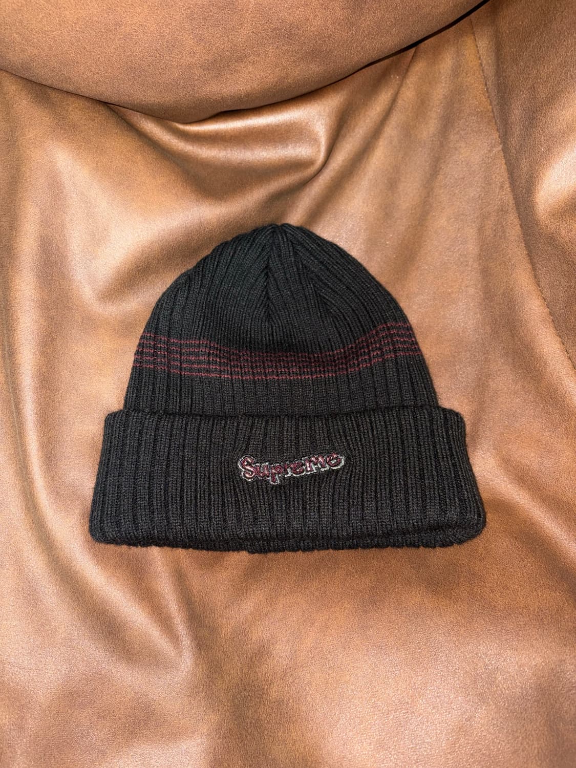 슈프림 자수 비니 상품이미지1