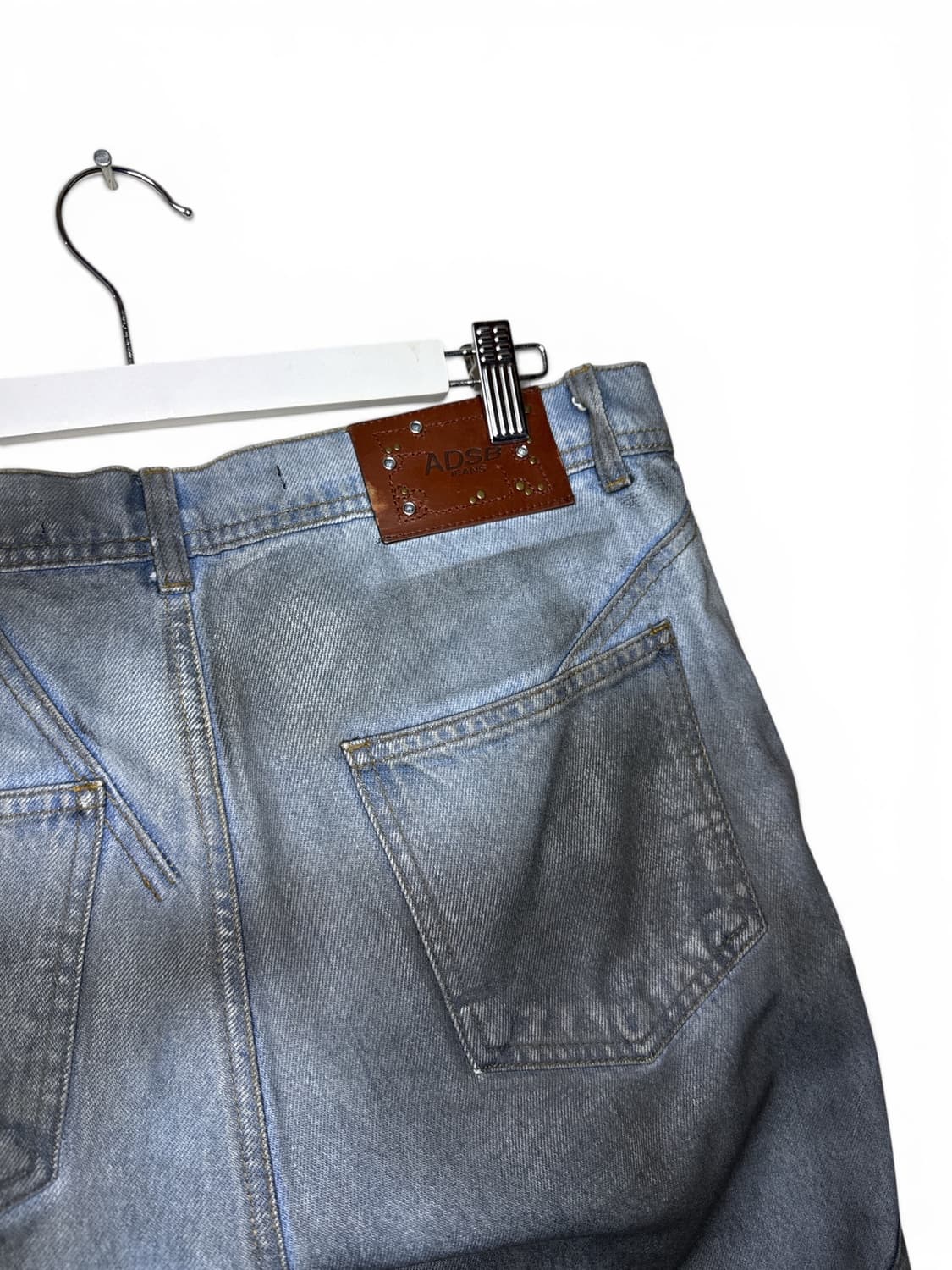 ADSB dirty spray washed jeans 상품이미지3