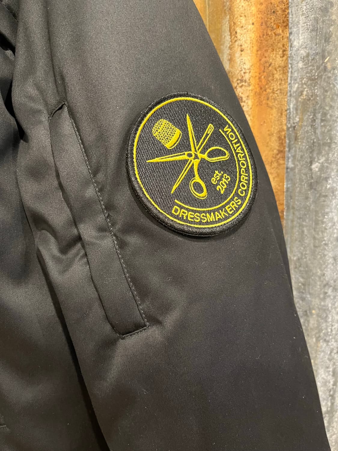 베트멍 2020쇼 런웨이 첫번째 착장 봄버 상품이미지8