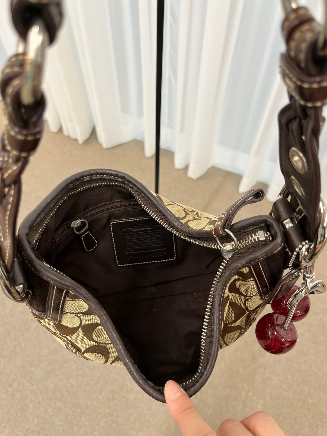 Coach Mini Brown Shoulder Bag 상품이미지8