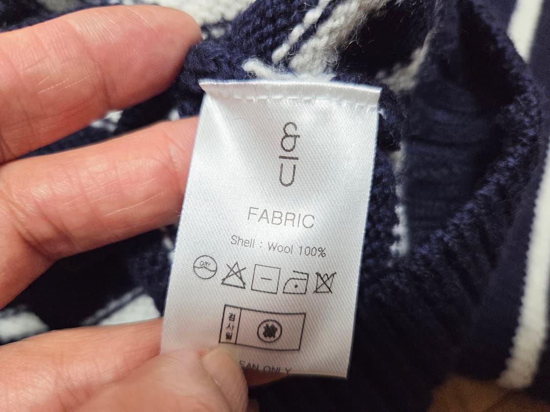 앤유(and you) 리버티 스트라이프 크롭 울니트 55-66 새상품 상품이미지9