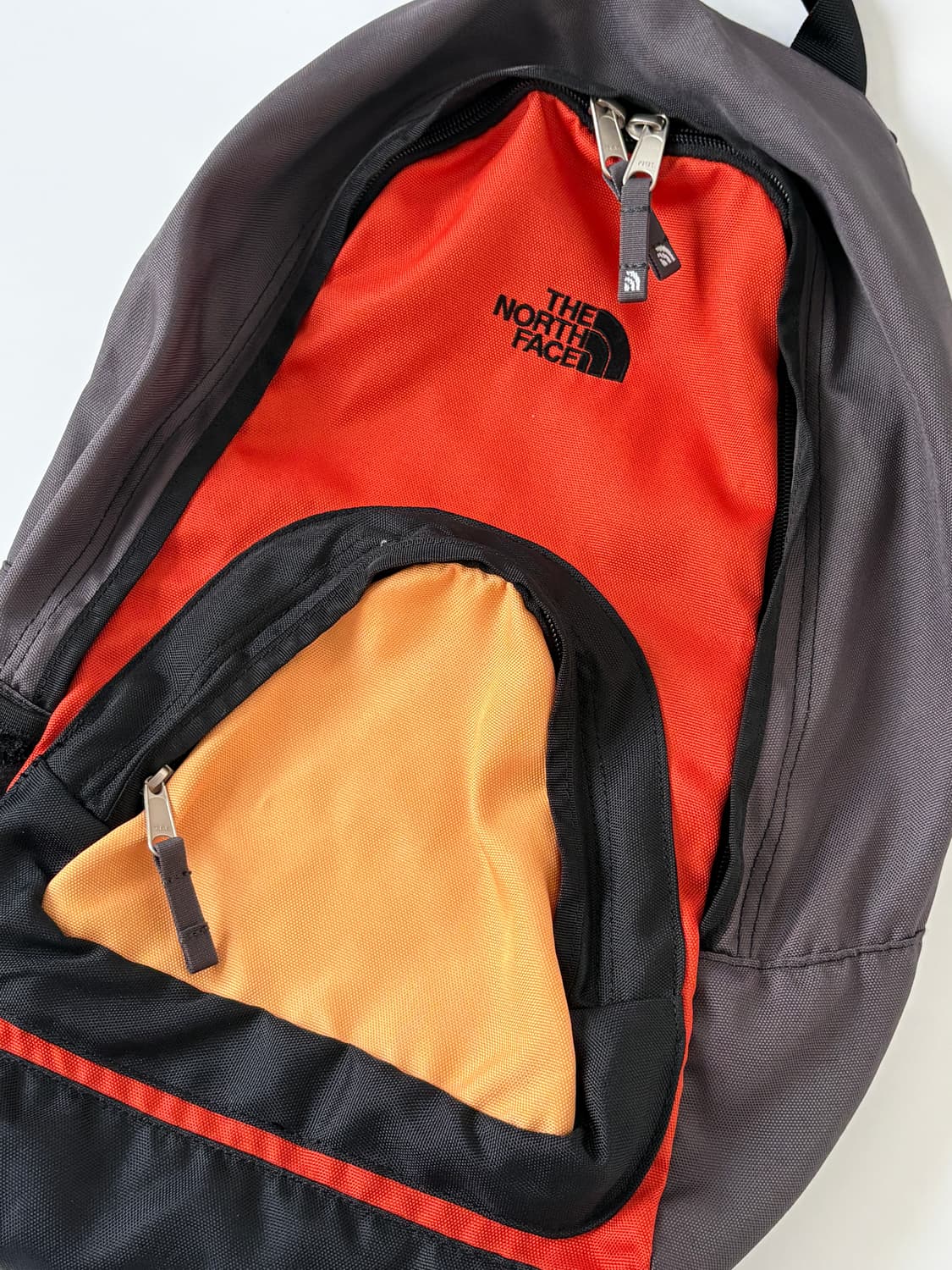 Chime Backpack (Chacole/Red/Yellow)  상품이미지3