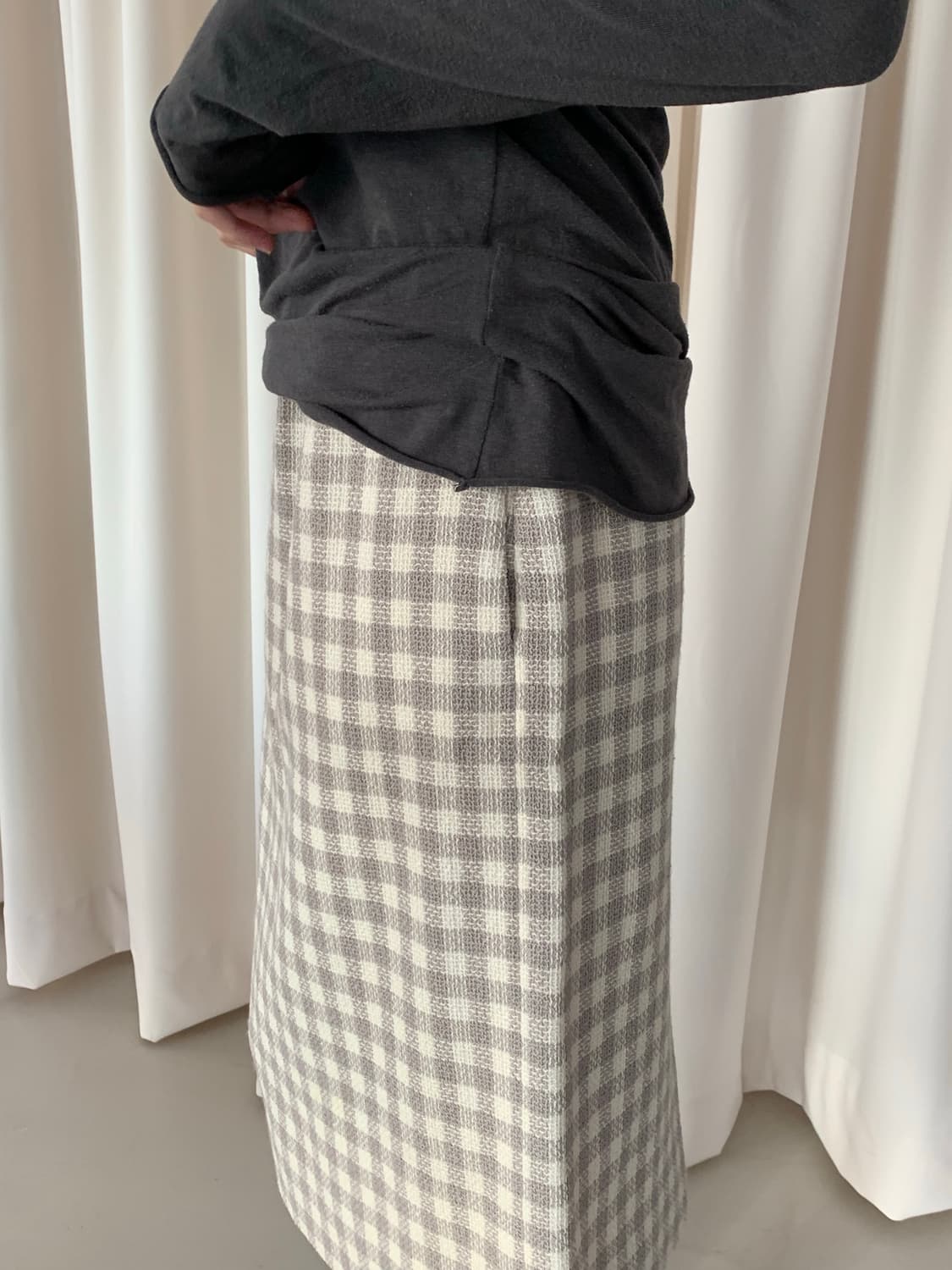 80's "GIVENCHY" wool check Skirt 상품이미지3