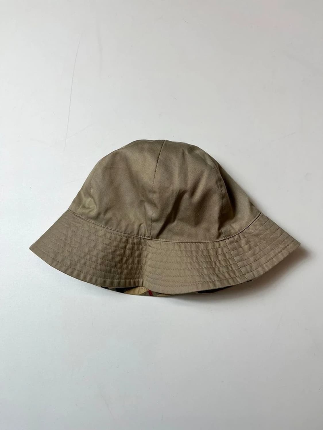 버버리 90's 리버시블 버킷햇 Q1335 상품이미지2