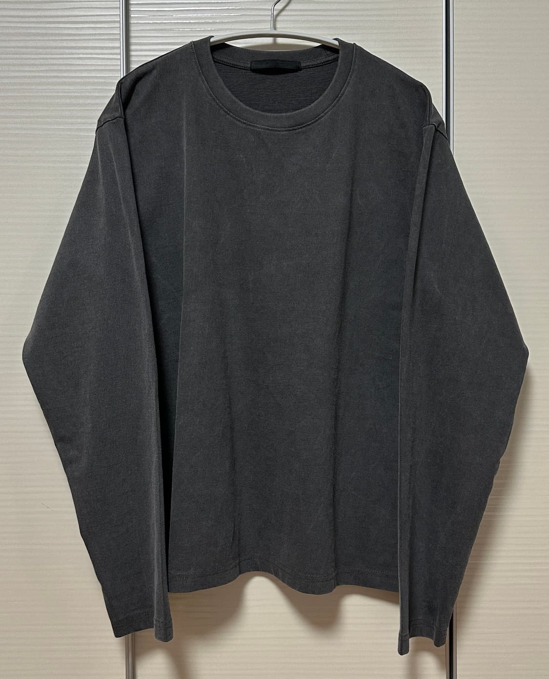 HTAE 90s Basement Long Sleeve Aged Black 상품이미지2