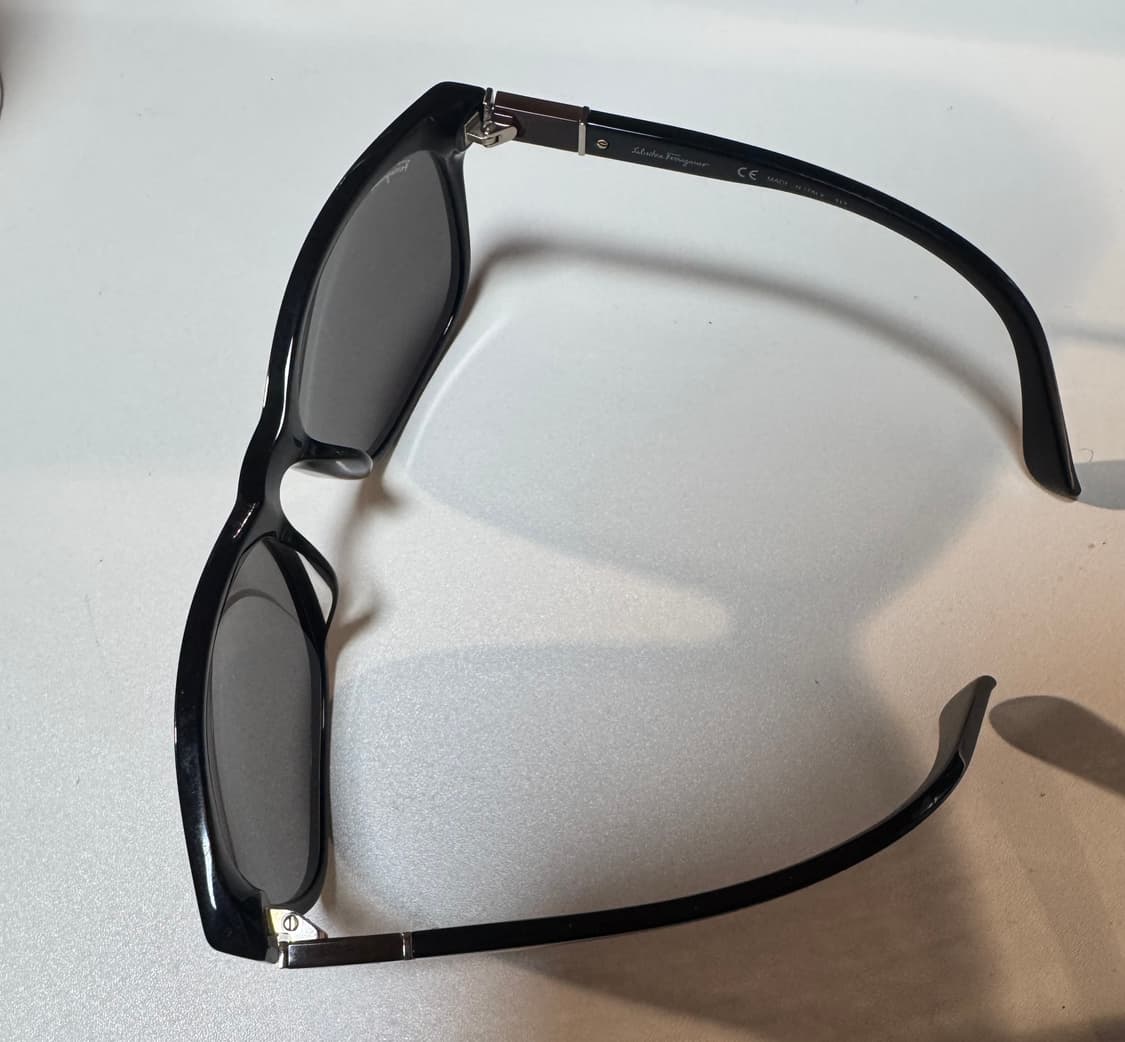 페라가모 SF701SK 선글라스 정품 (이서진 착용 모델) 상품이미지3