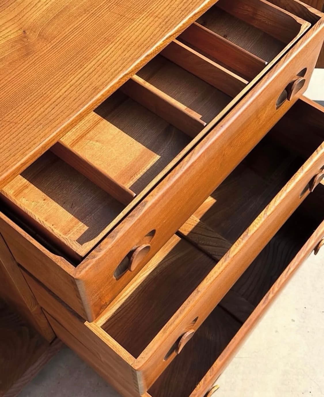 빈티지가구 빈티지 60s 에콜 윈저 사이드보드 상품이미지4