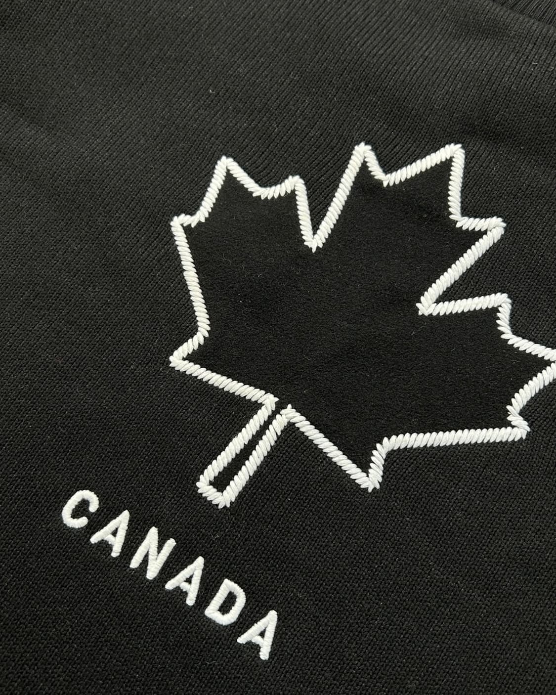 데상트 캐나다 스키 니트 맨투맨  상품이미지3