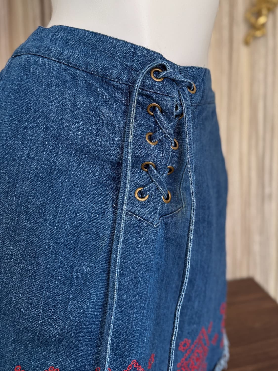 Lace-Up Embroidered Denim Skirt 0046 상품이미지3