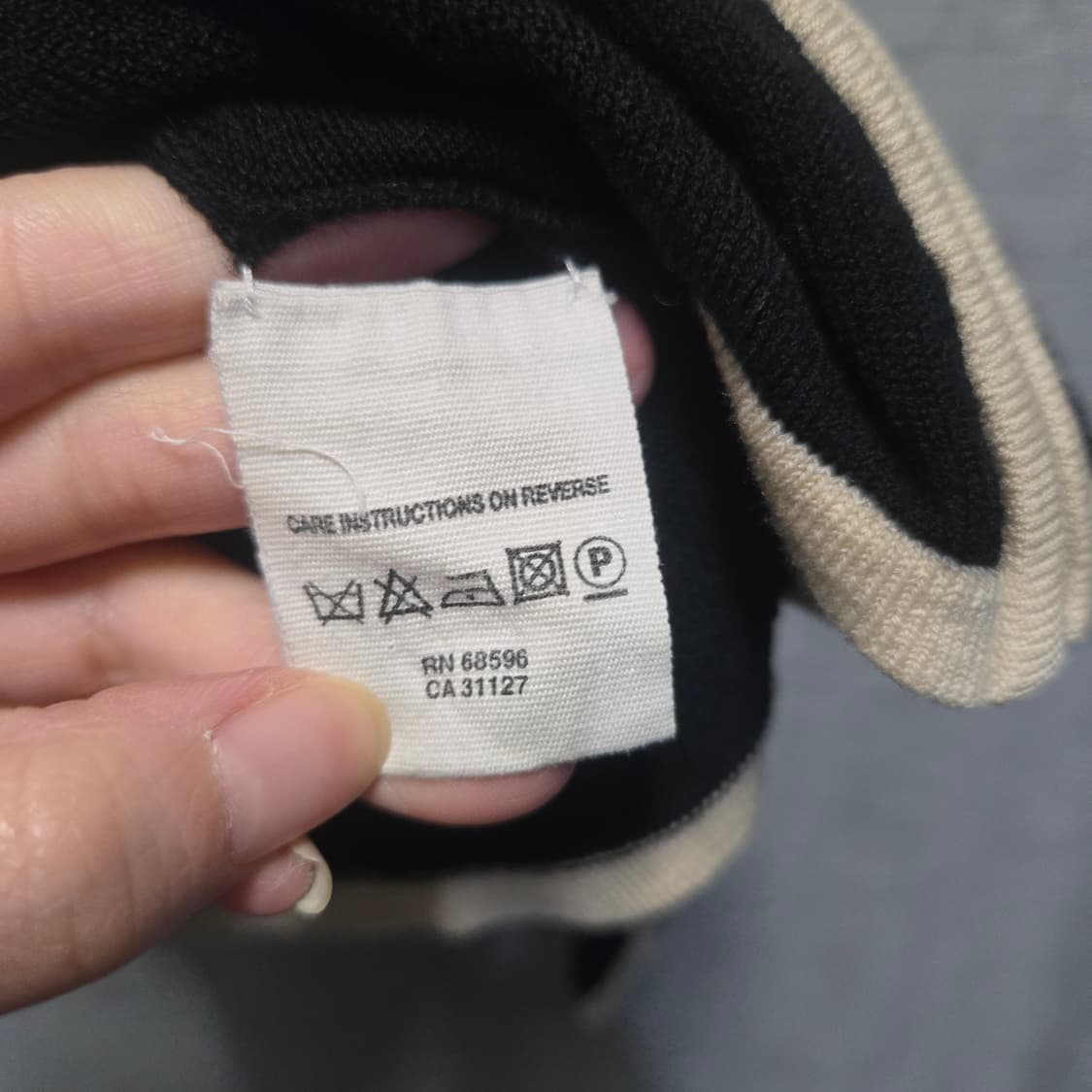 DKNY 블랙 후드 집업 니트 가디건  상품이미지5