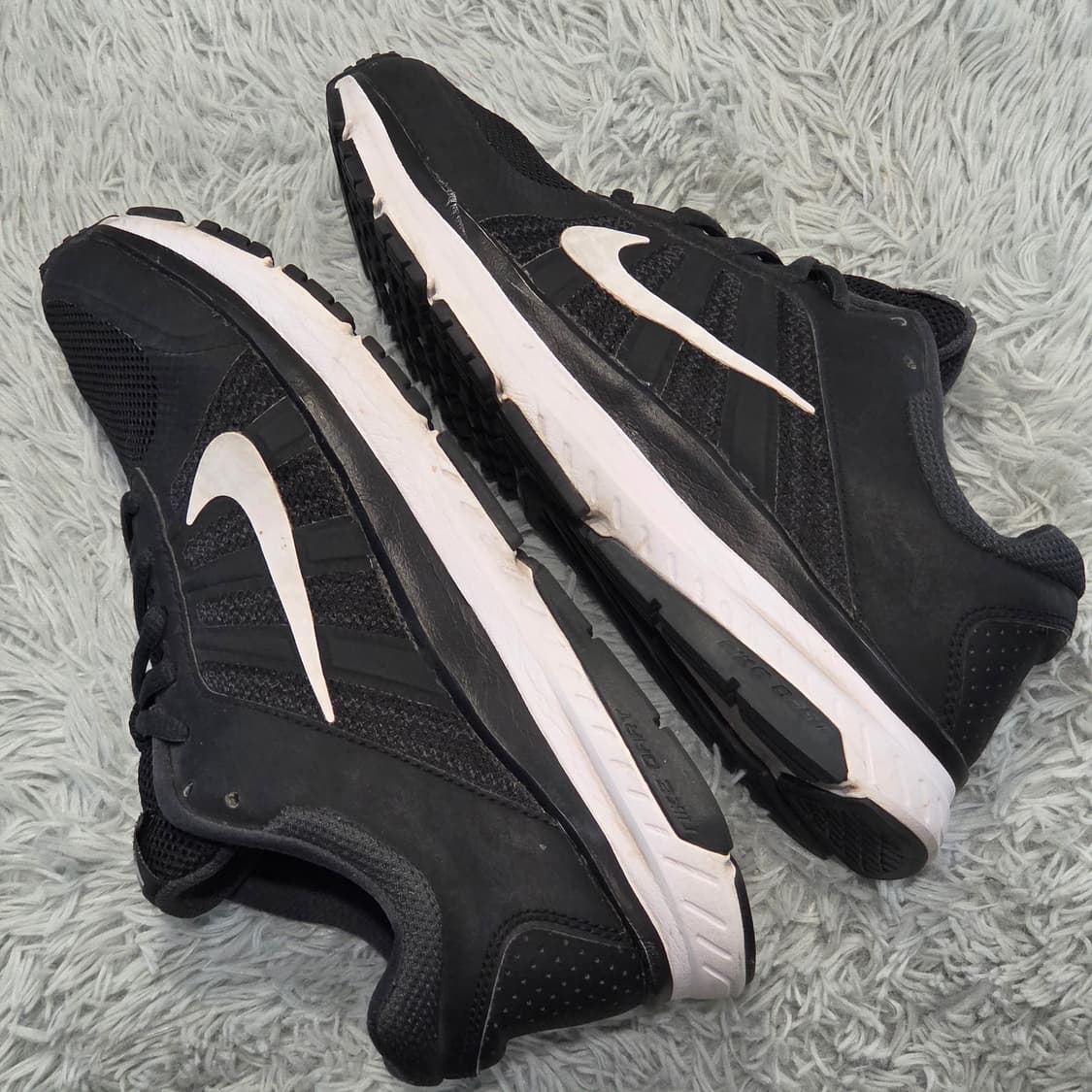 7x-26:나이키다트12(Nike Dart XII)블랙/화이트(235) 상품이미지8