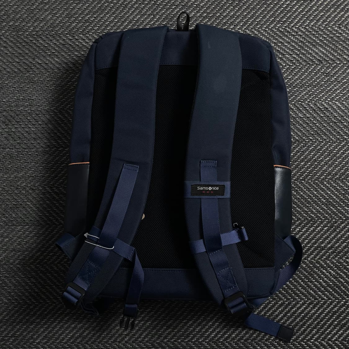 샘소나이트 미니멀 네이비 백팩 o 4490 상품이미지4