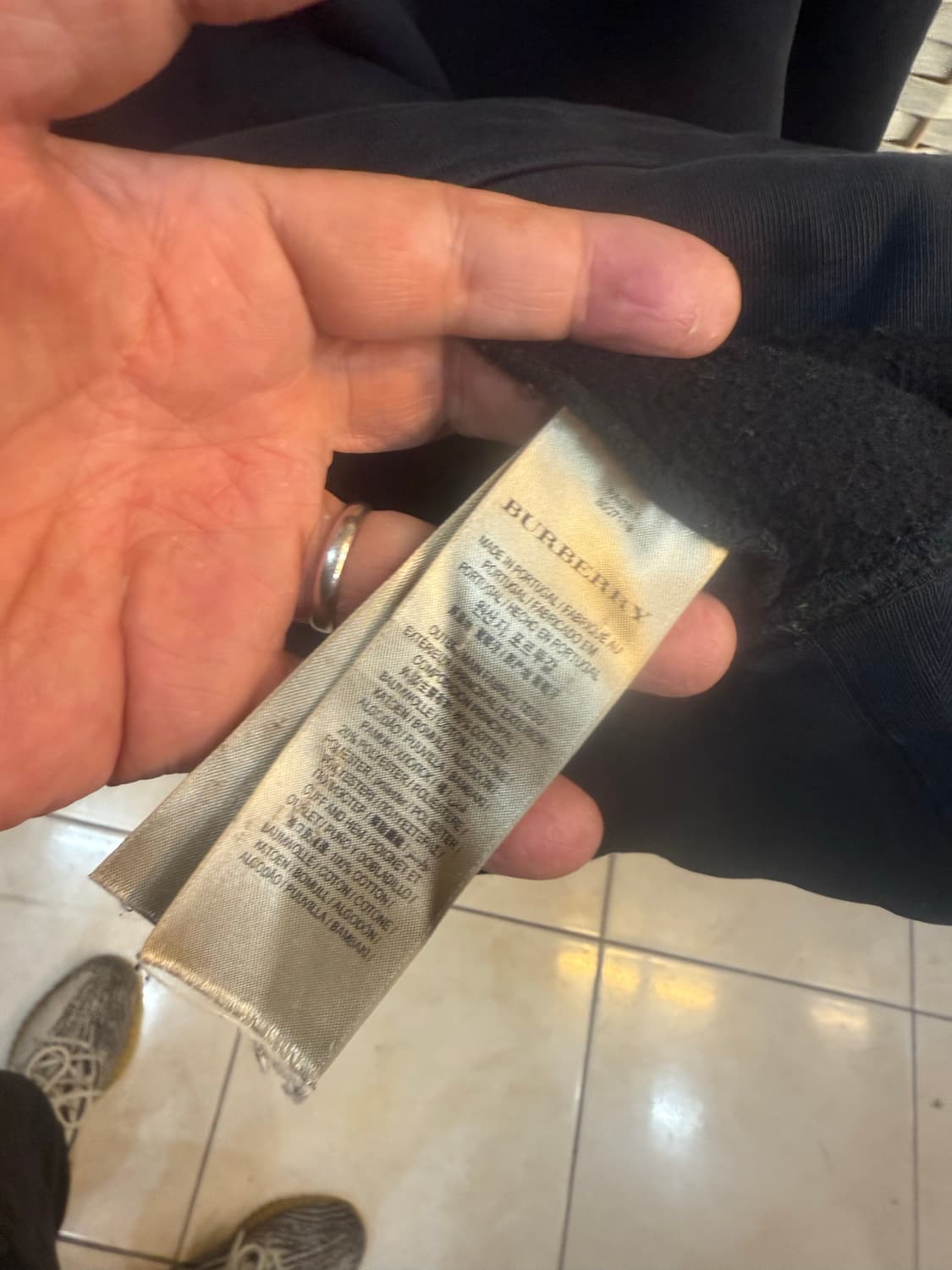 105-110 정품 버버리 자수로고 후드티 팝니다 상품이미지4