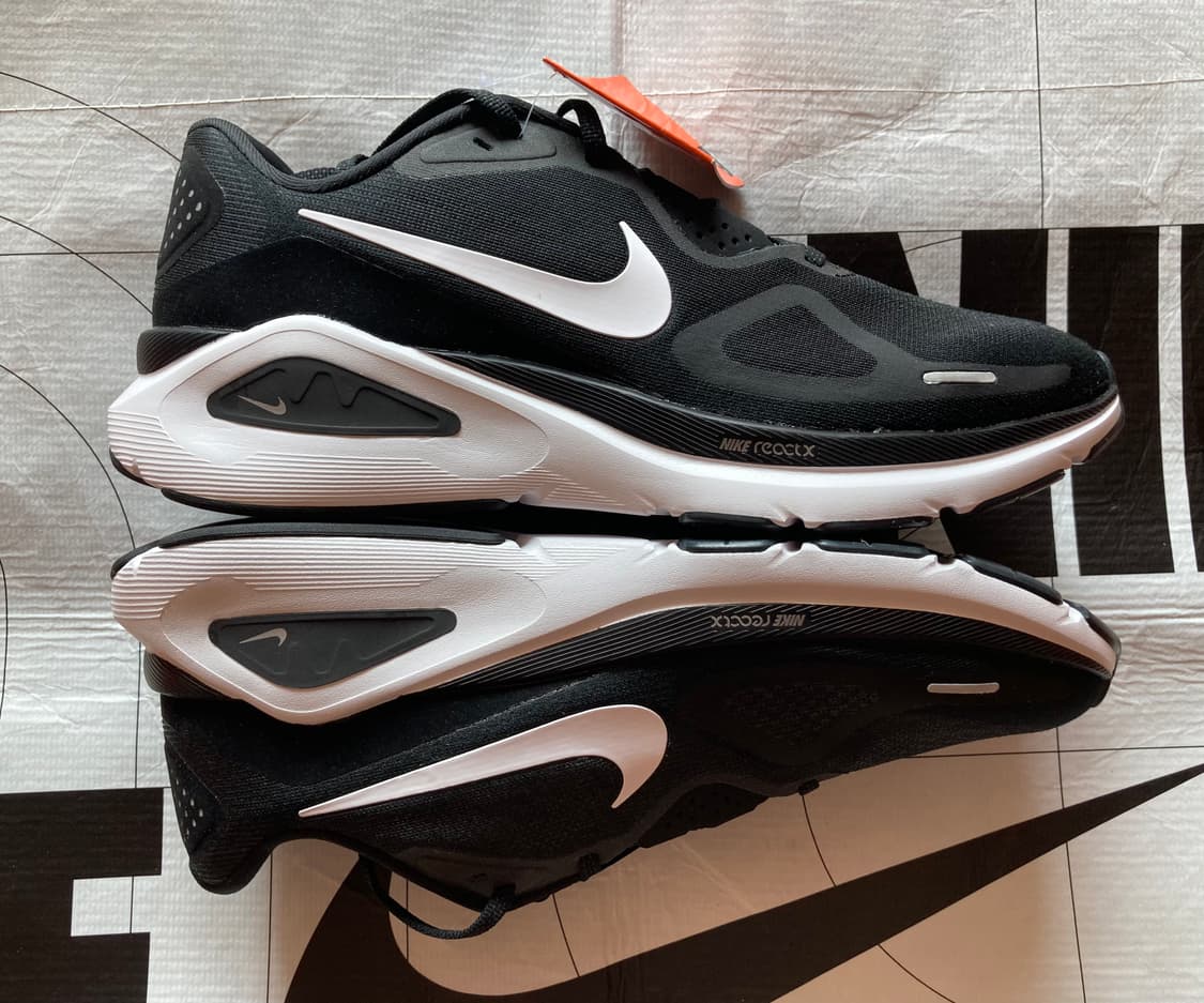 [275]  나이키 스트럭처 26 상품이미지2