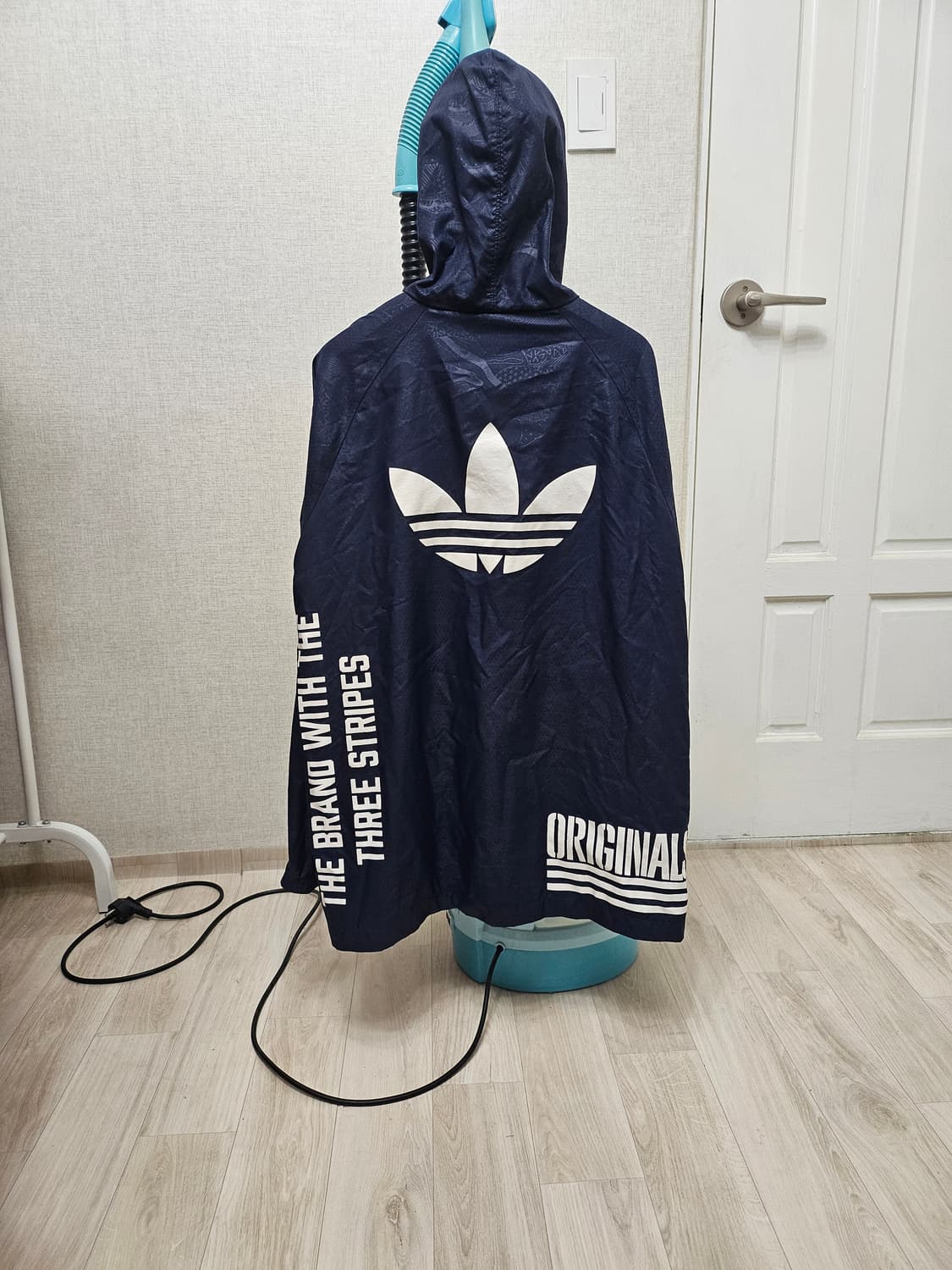 (110)2XL☆초대장급☆ 아디다스 파이어버드 빅로고 [네이비] 바람막이 상품이미지6