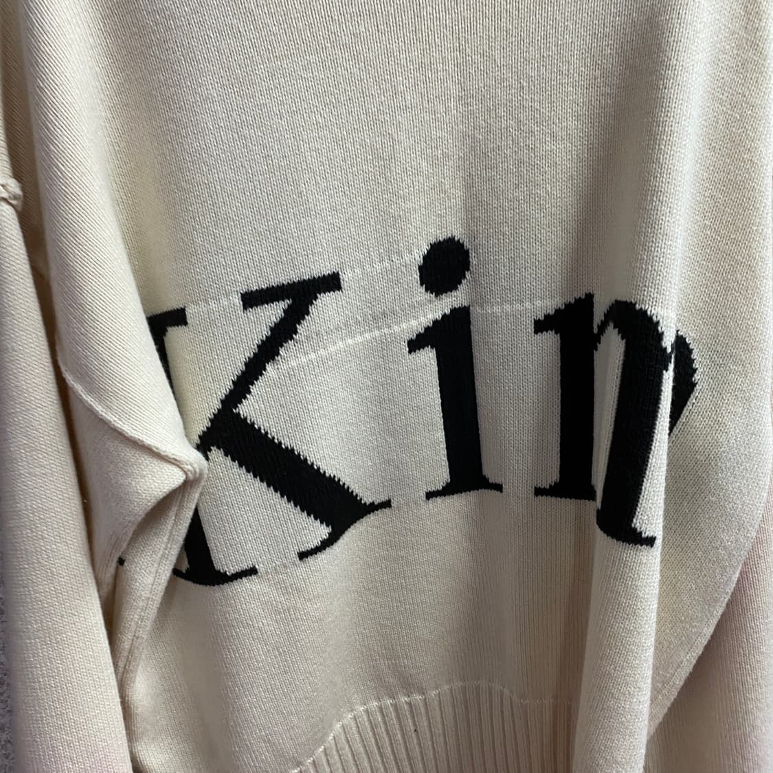 마뗑킴 빅로고 풀오버 니트 B4670 상품이미지6