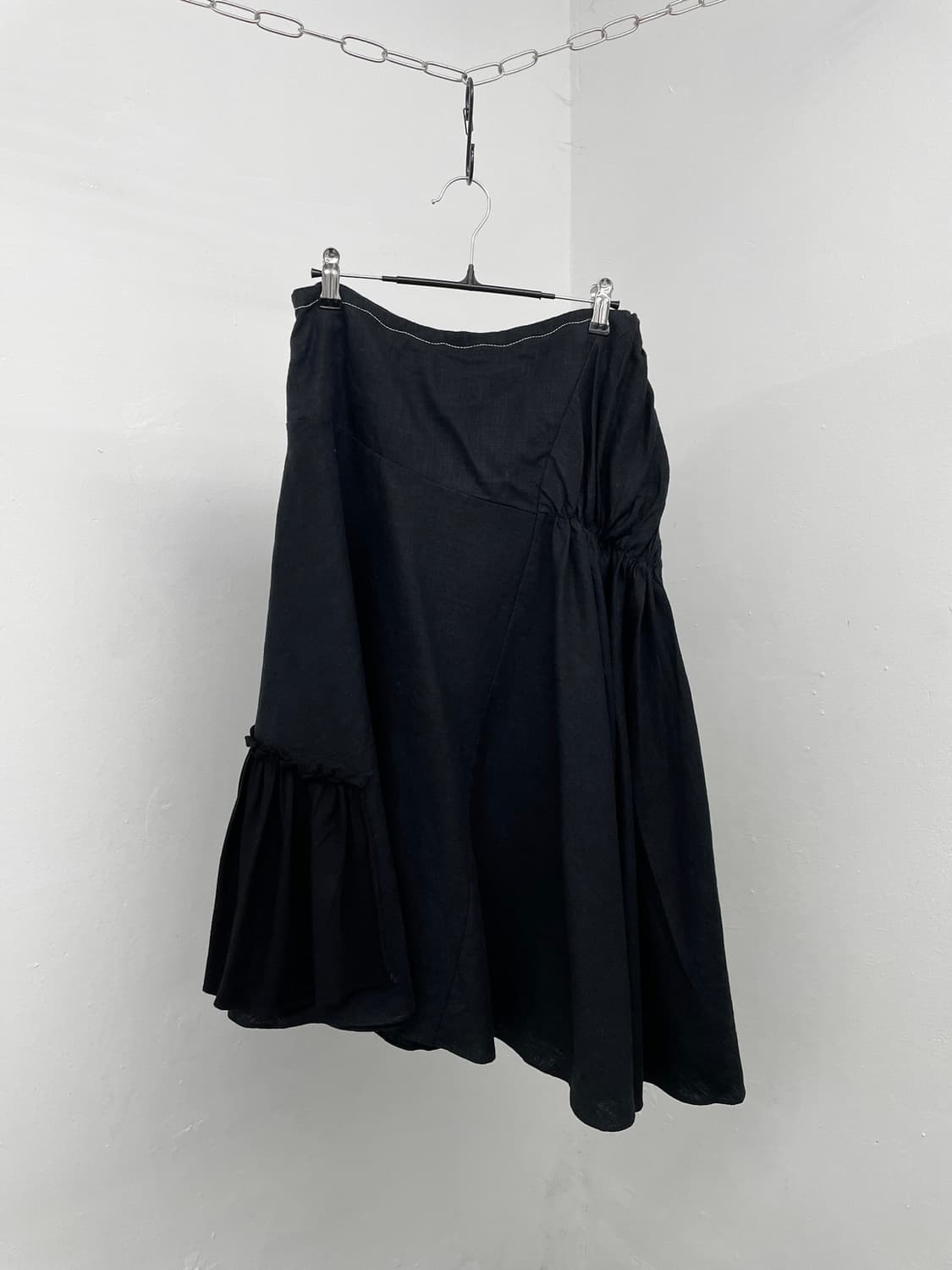 블랙 언발 셔링 스커트 상품이미지2