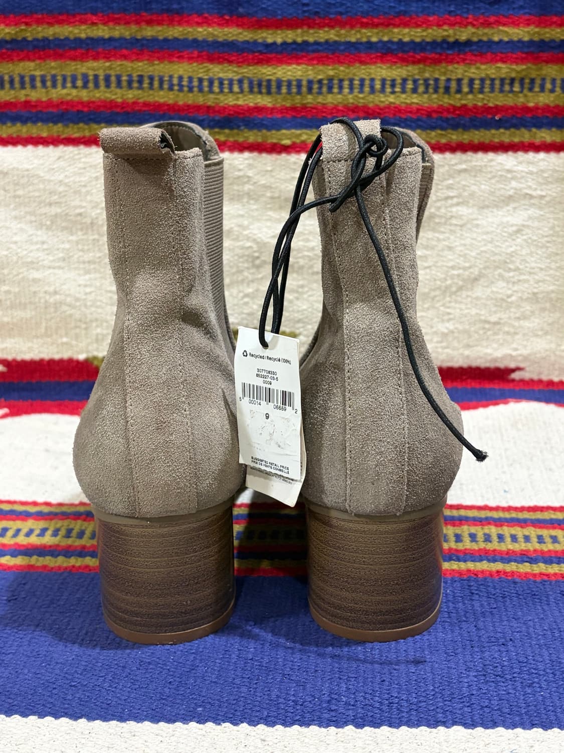 GAP suede sidegore boots / 갭 사이드고어 첼시부츠 상품이미지4