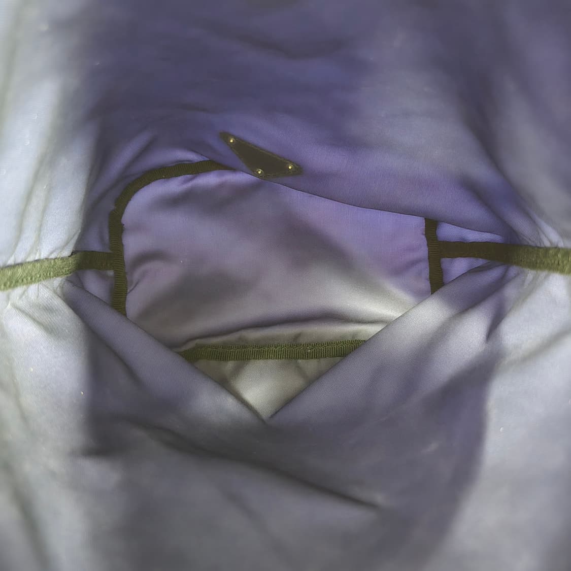 프라다 버킷 파우치백 판매 상품이미지7