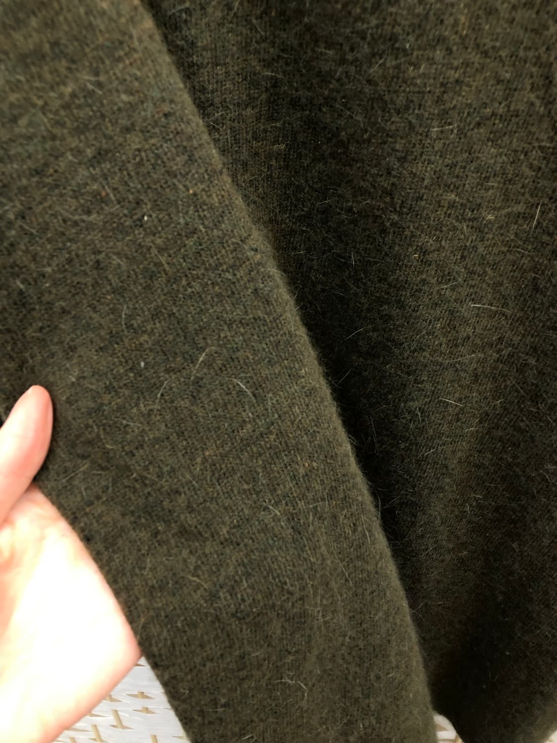 앙고라 카키 니트 상품이미지3