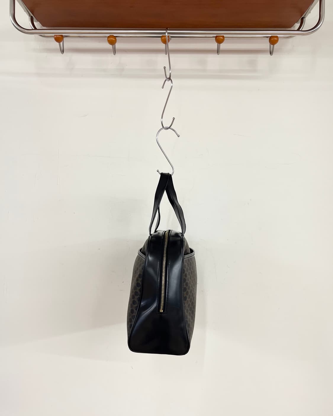 셀린느 블랙 마카담 패턴 핸드백 상품이미지3