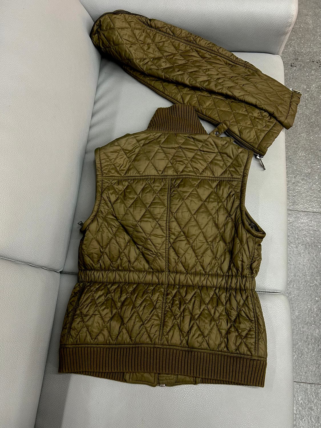 버버리 퀼팅 올리브카키 자켓(S) 상품이미지8