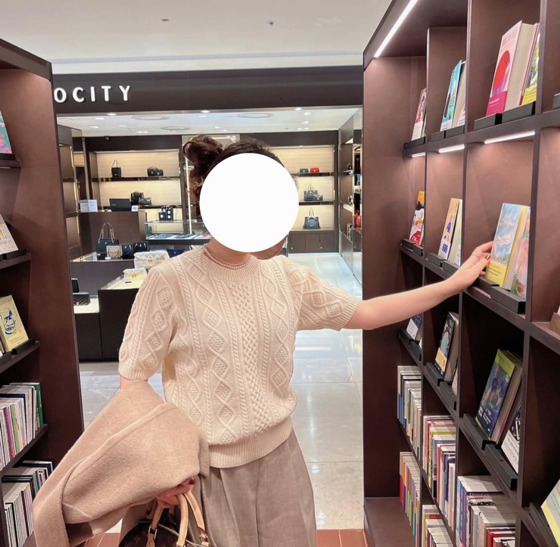 룩캐스트 케이블 반팔 니트 상품이미지5