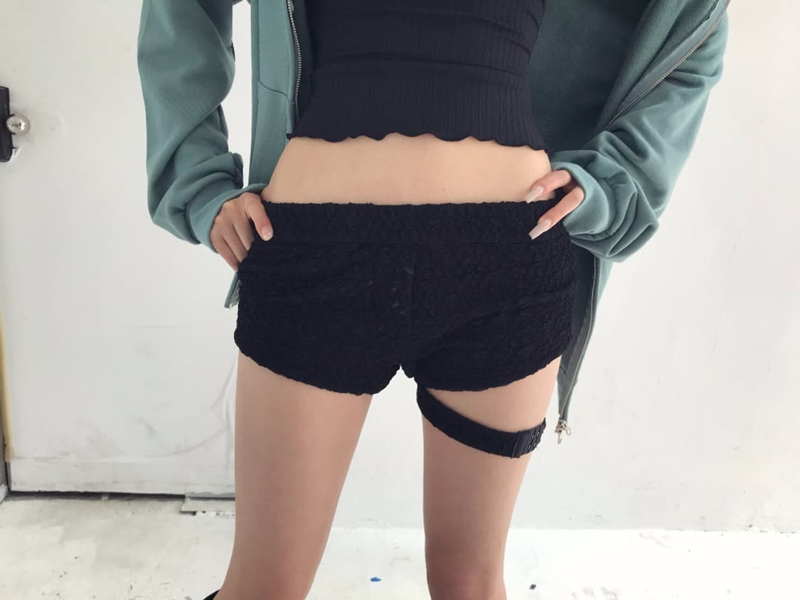 kyoiii wrinkle texture shorts 상품이미지1