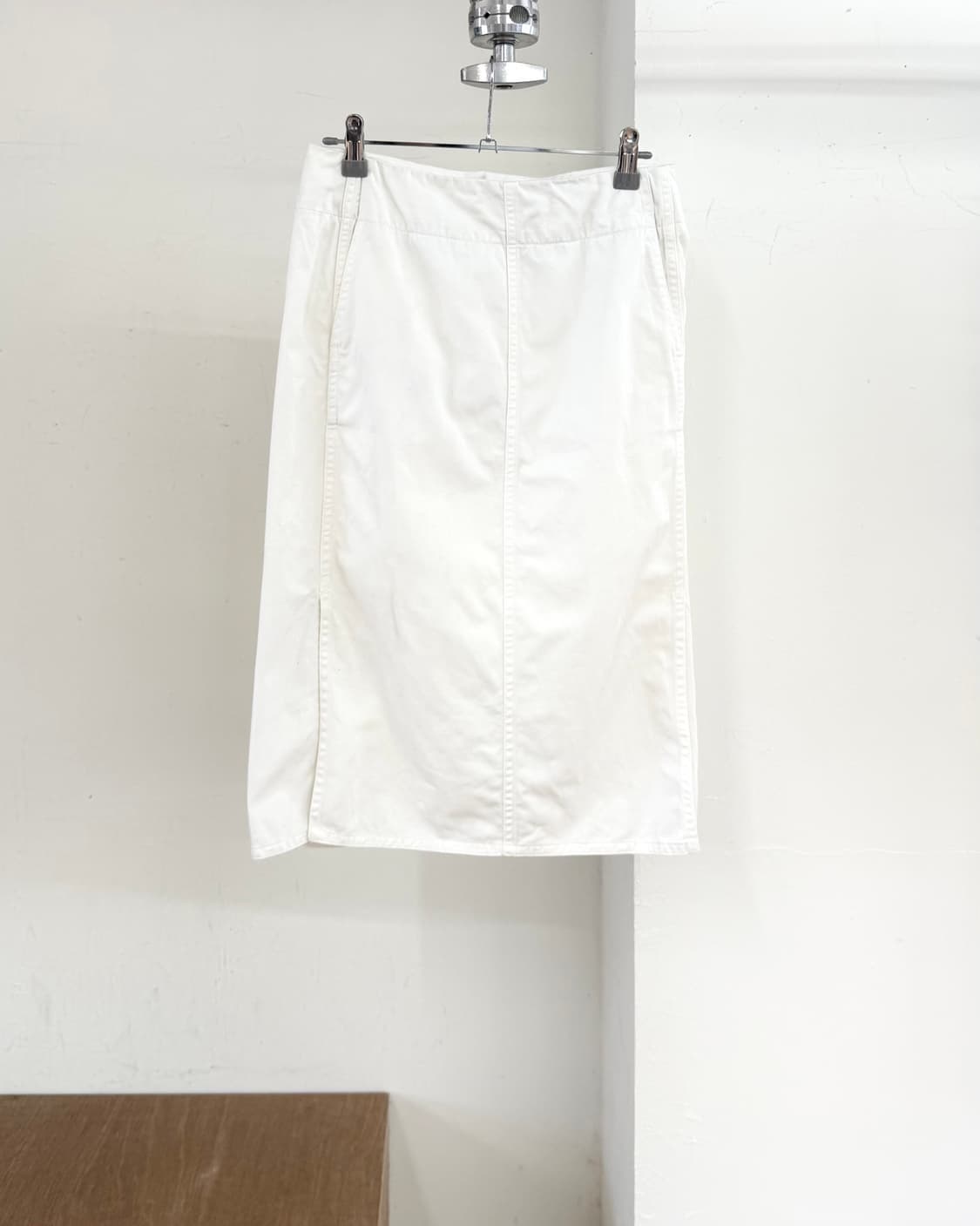 르메르 화이트 코튼 미디 스커트 상품이미지4