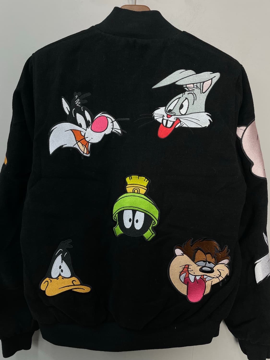 빈티지 루니툰 자수 블랙 바시티 자켓 H2213 상품이미지5