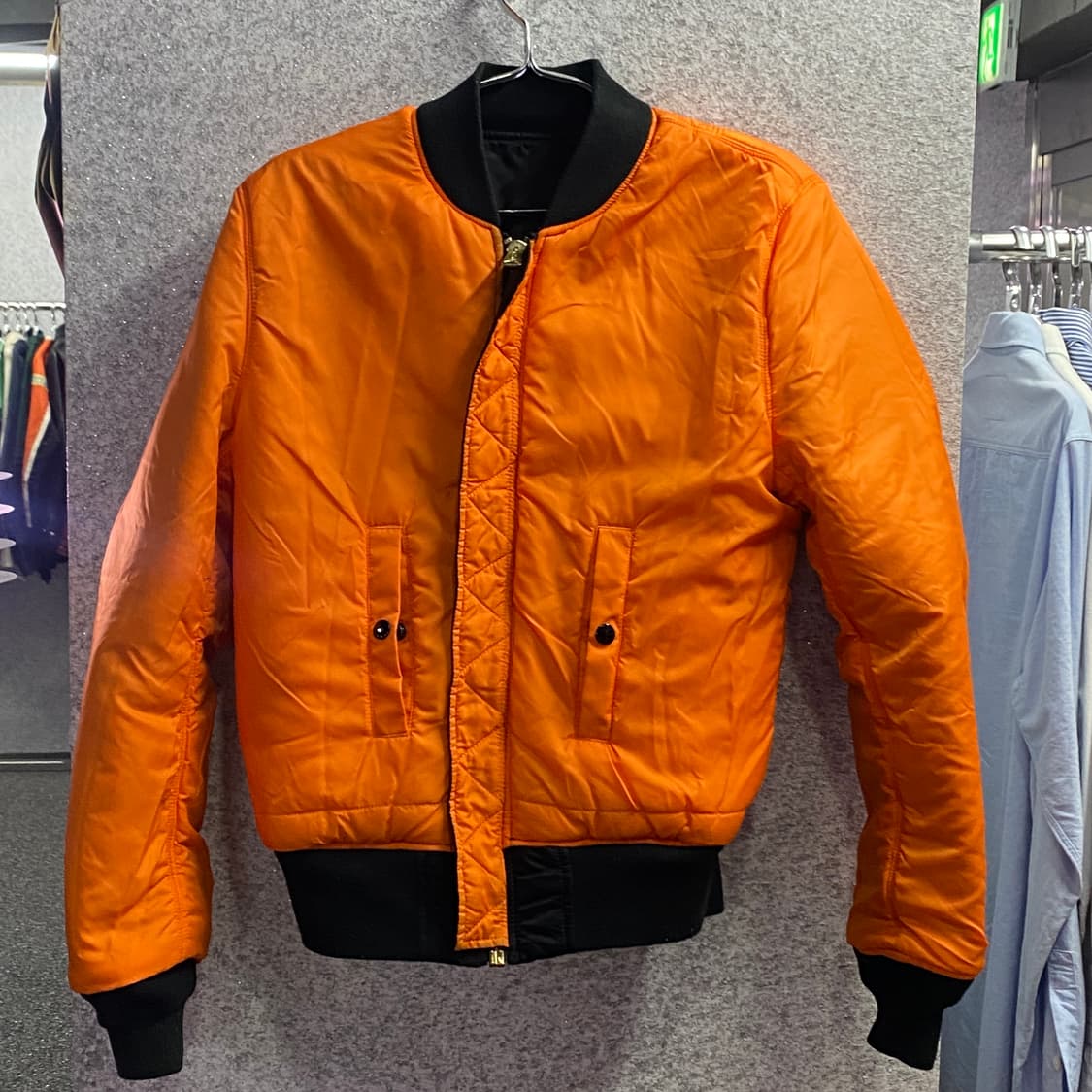 알파인더스트리 리버시블 패치 ma-1 항공 봄버 점퍼 B3226  상품이미지5