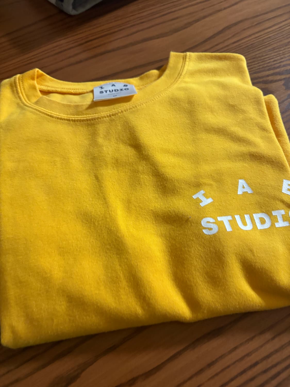 Iab 아이앱 스튜디오 옐로우 반팔 상품이미지1