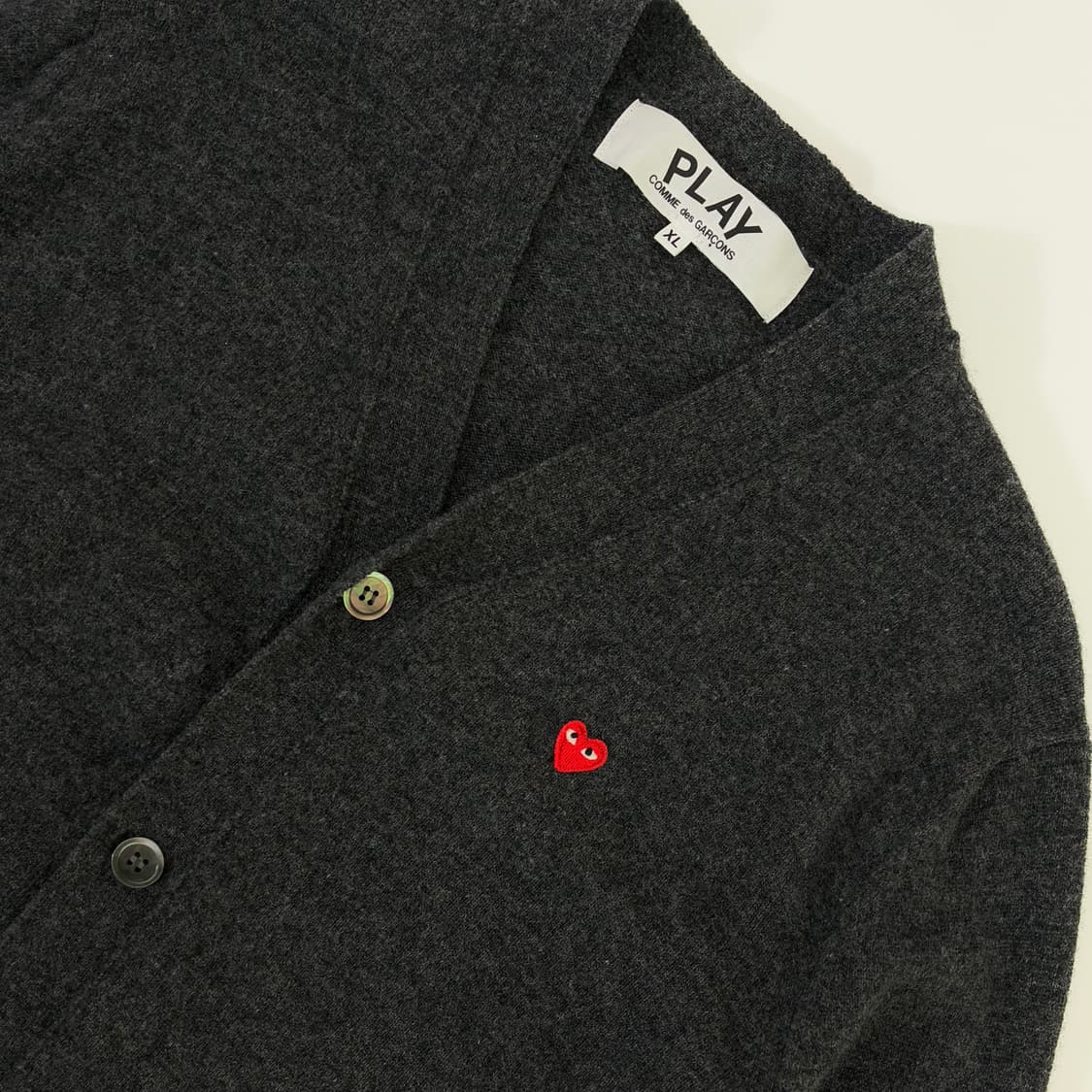 Comme des Garçons  꼼데가르송 미니하트 자수 차콜 울 가디 상품이미지3