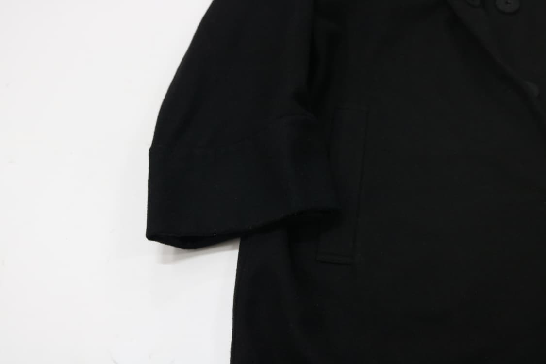 아츠로 타야마 블랙 노카라 오버핏 롱 코트 상품이미지6