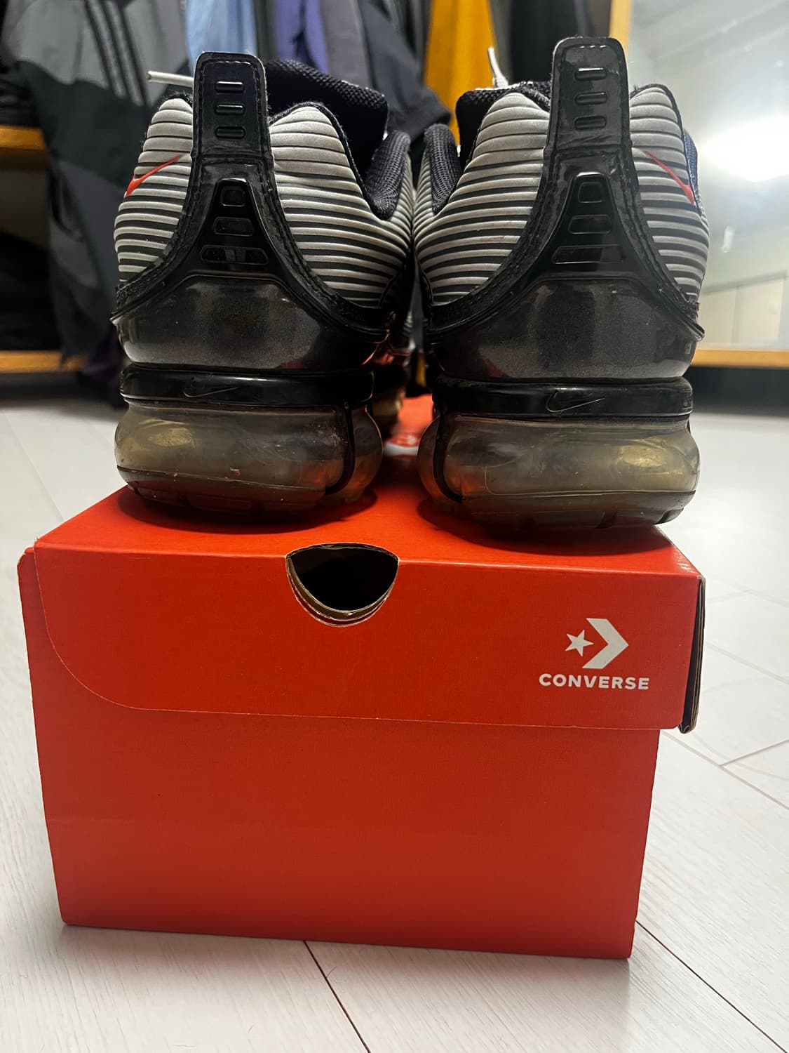 나이키 베이퍼맥스 360 메탈릭실버(260~265) 상품이미지4