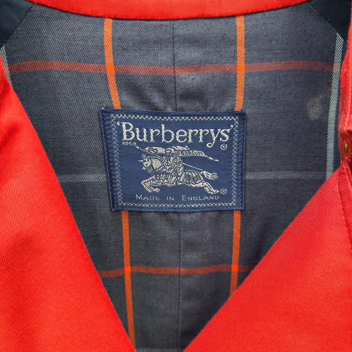 버버리 트렌치 코트 더블 브레스티드 벨트 스트랩 디테일 레귤러핏 레드 상품이미지6