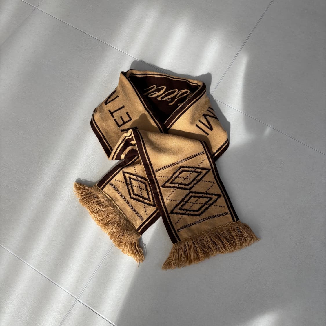 고샤루브친스키 머플러 상품이미지2