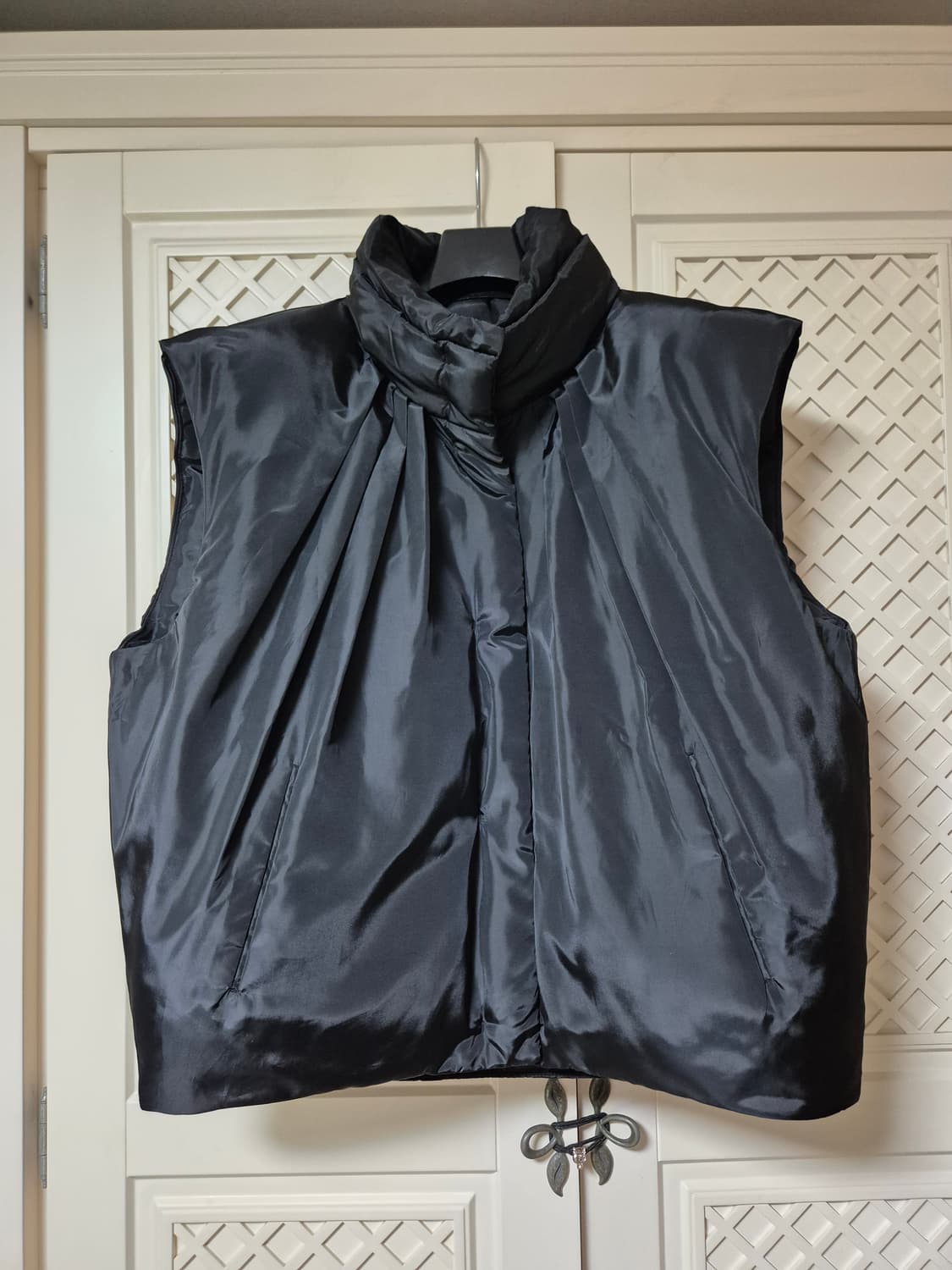 조르쥬 레쉬 셔링 구스다운 베스트 상품이미지1