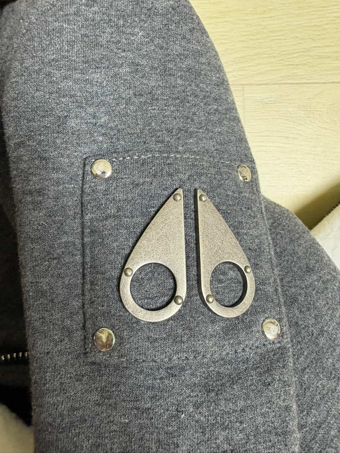 무스너클 버니스웨터 상품이미지8