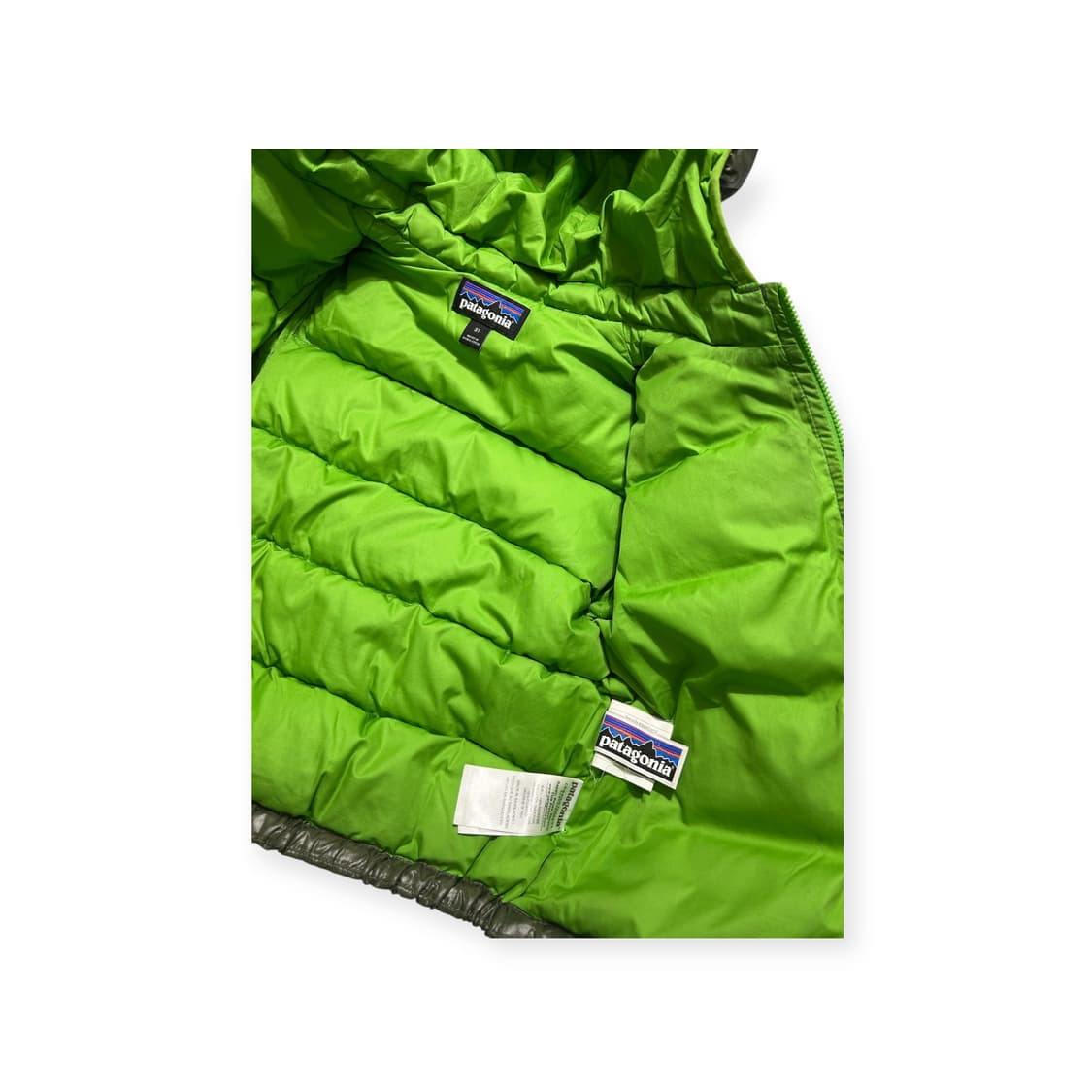파타고니아 키즈 푸퍼다운자켓(3t/100) 상품이미지3